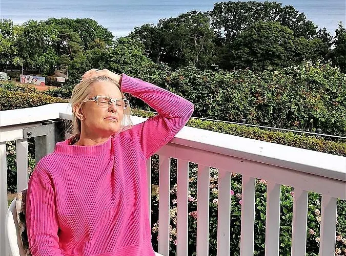 Haus Quisisana 45464 * Goehren (Ruegen)